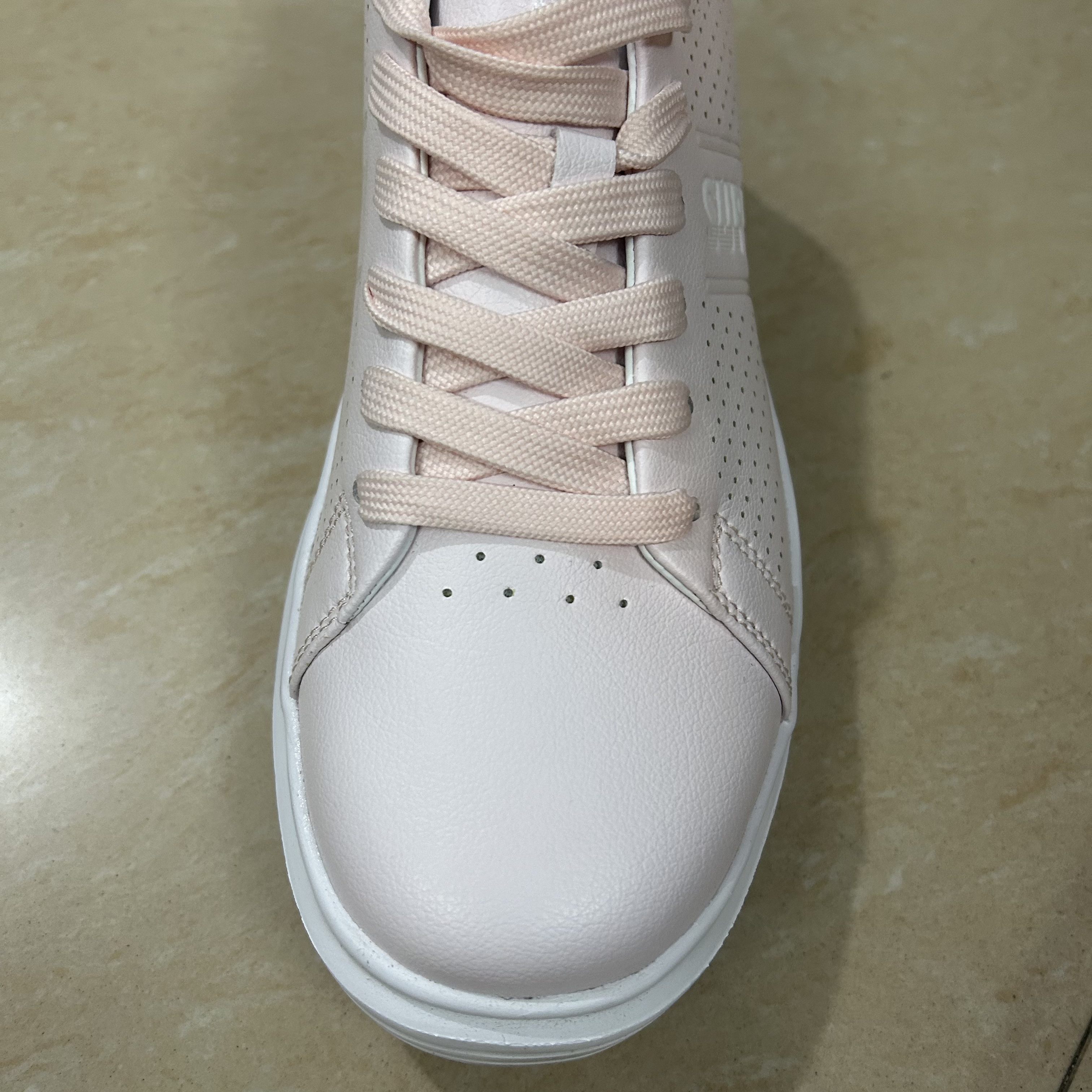 1420时尚休闲鞋通勤运动鞋