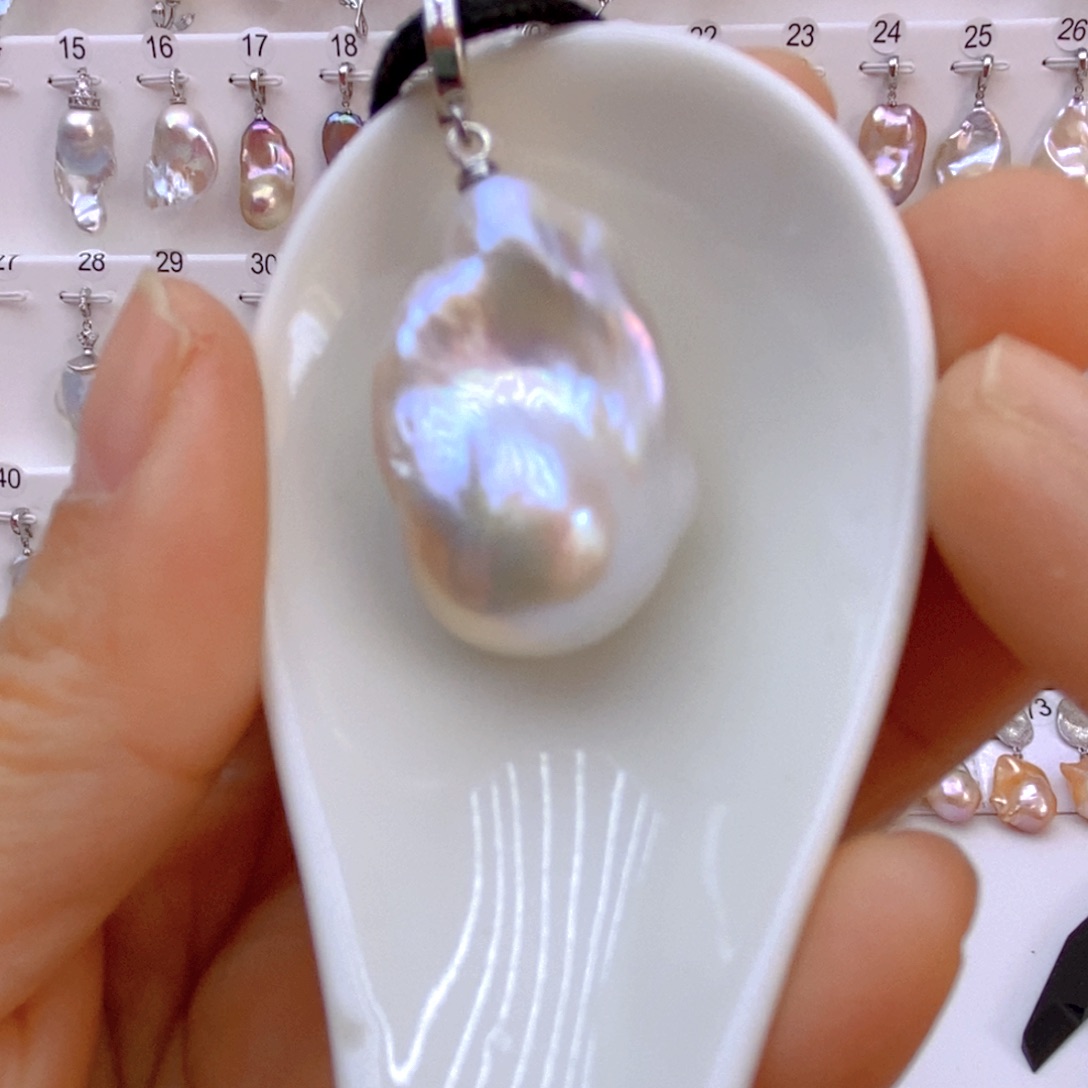 银S925镶嵌淡水珍珠颈饰