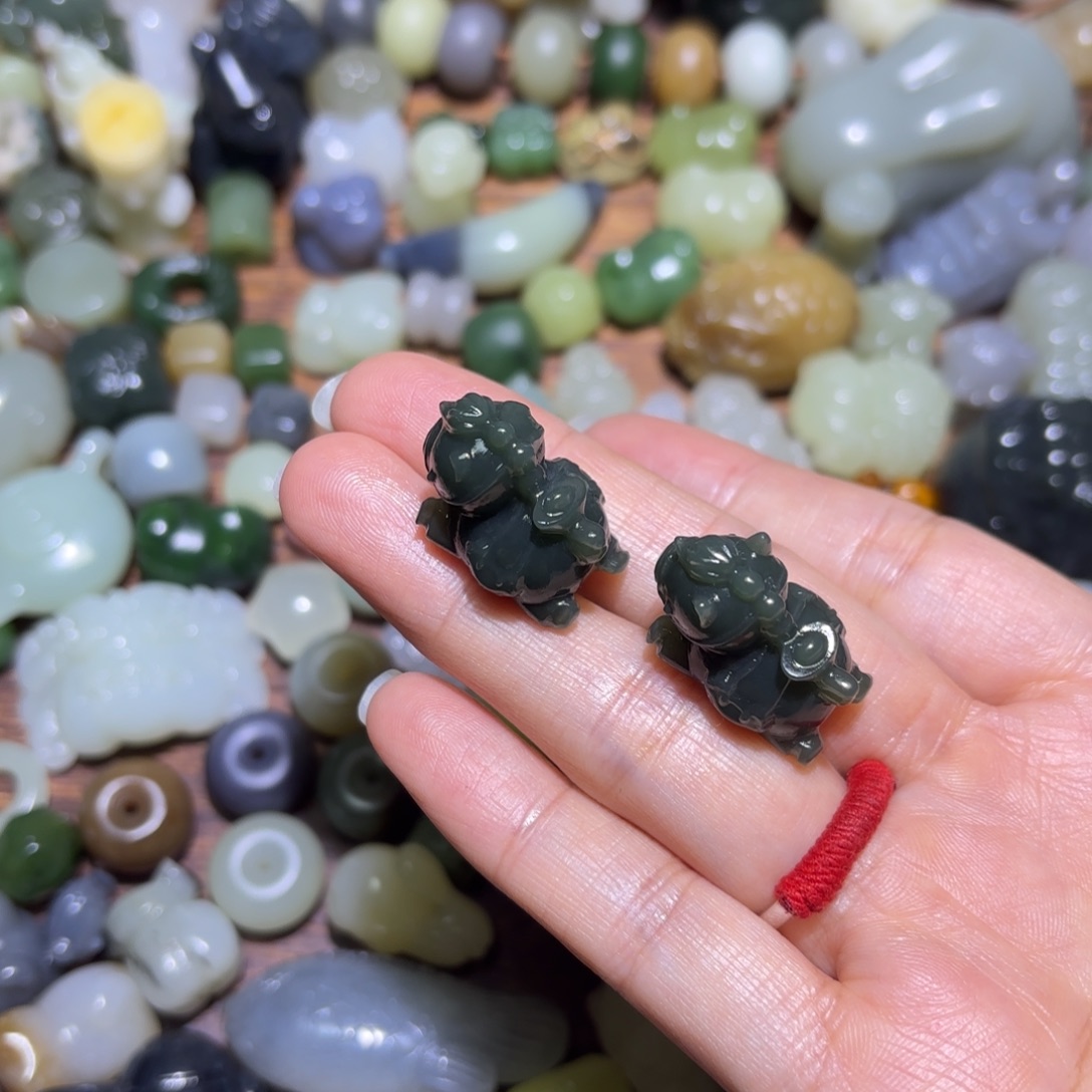 韩***6和田玉未镶嵌珠宝半成品