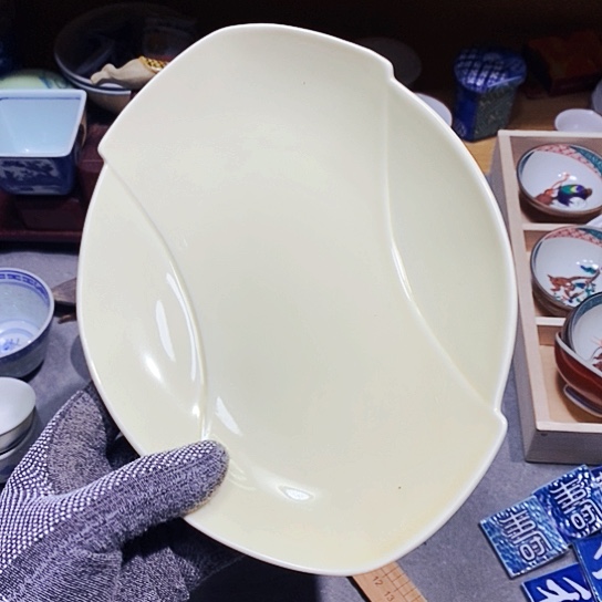 瓷片万事如意。天天开心