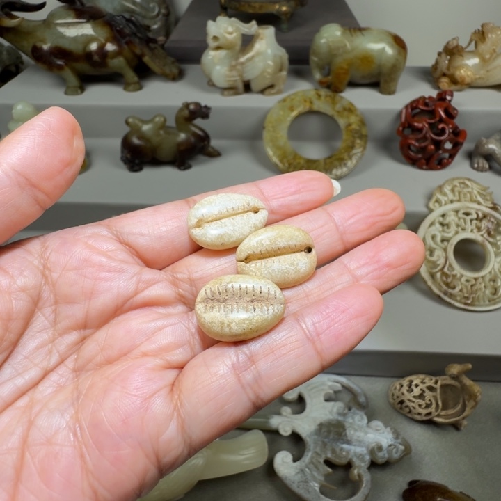 和田玉（糖玉）未镶嵌挂件