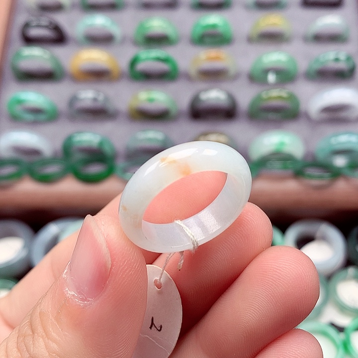 翡翠未镶嵌戒指17-18号