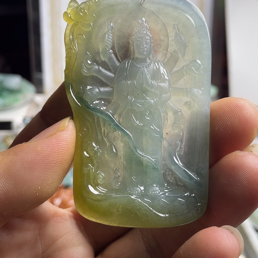 翡翠颈饰未镶嵌翡翠成品