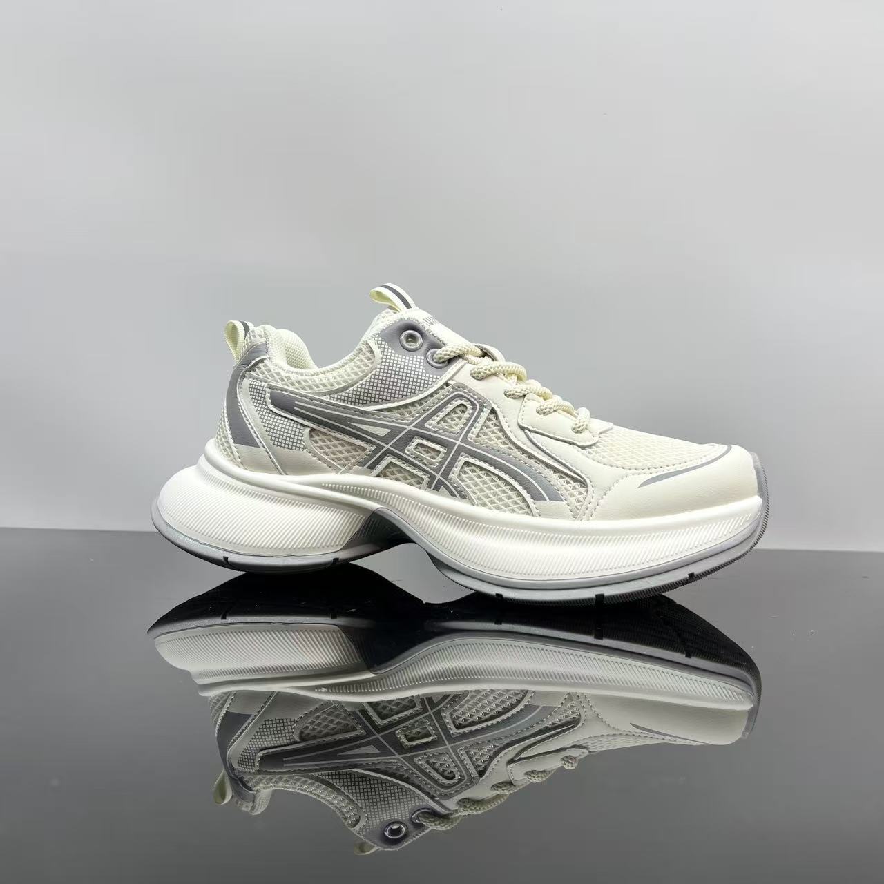 冬季新品百搭系带时尚休闲鞋软底老爹鞋 X 检 8088