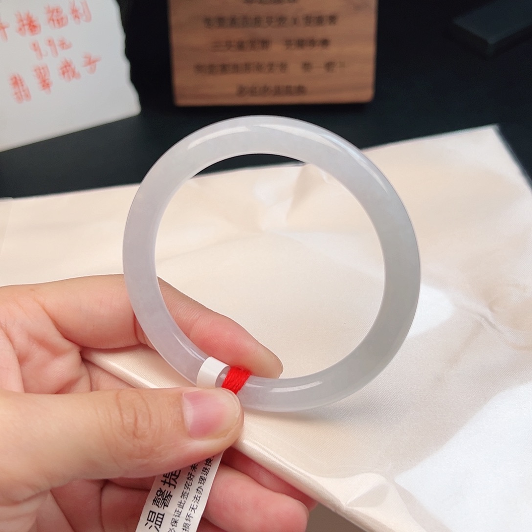 翡翠未镶嵌手镯b0622-1