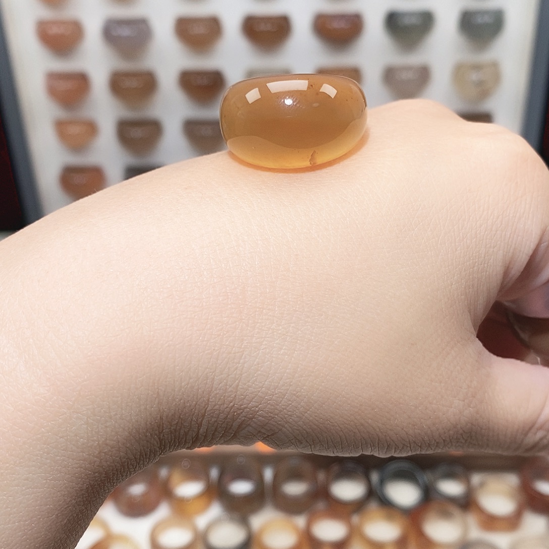 玛瑙/玉髓未镶嵌戒指港15飘纱微瑕不退换