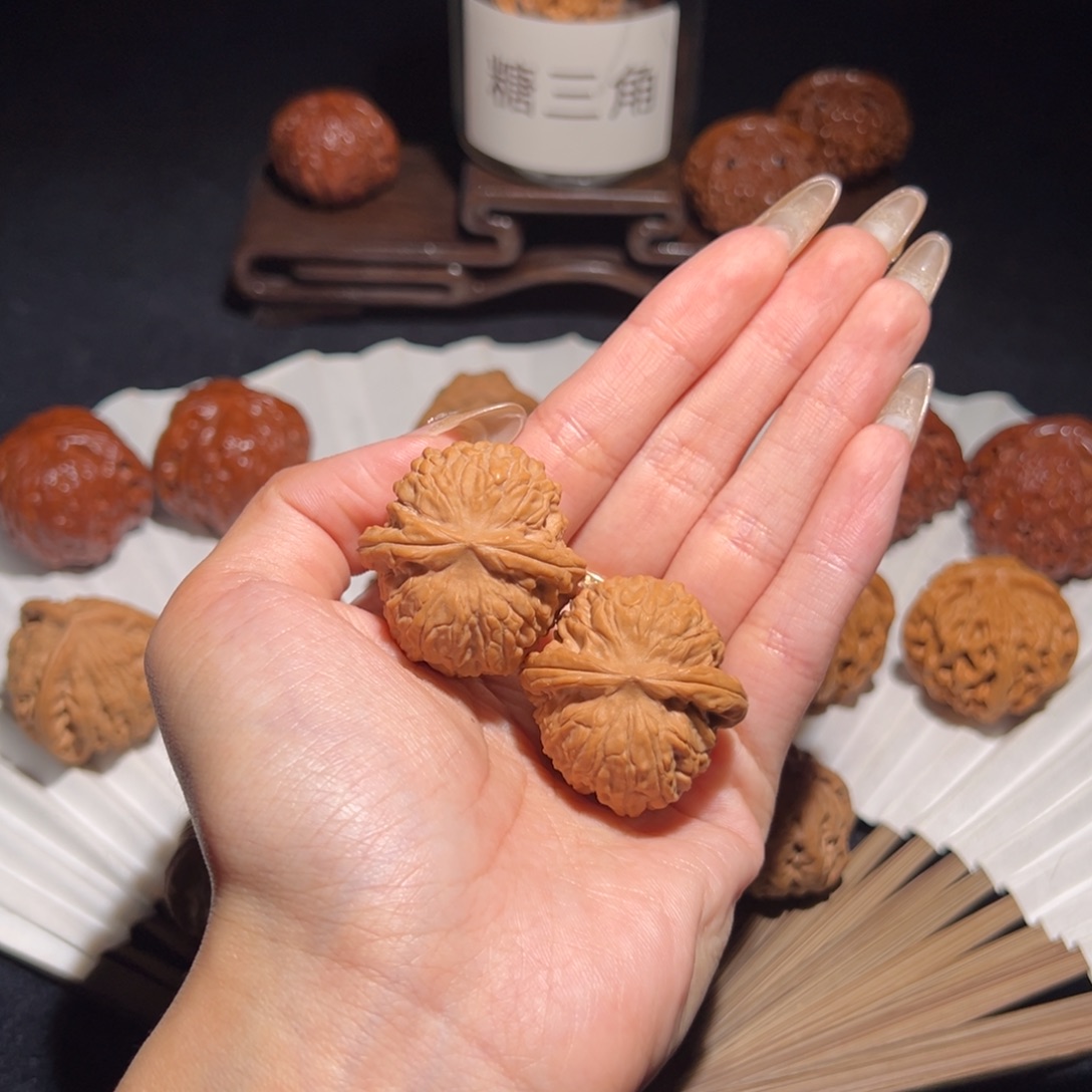 文玩核桃吊坠32.5石子磨