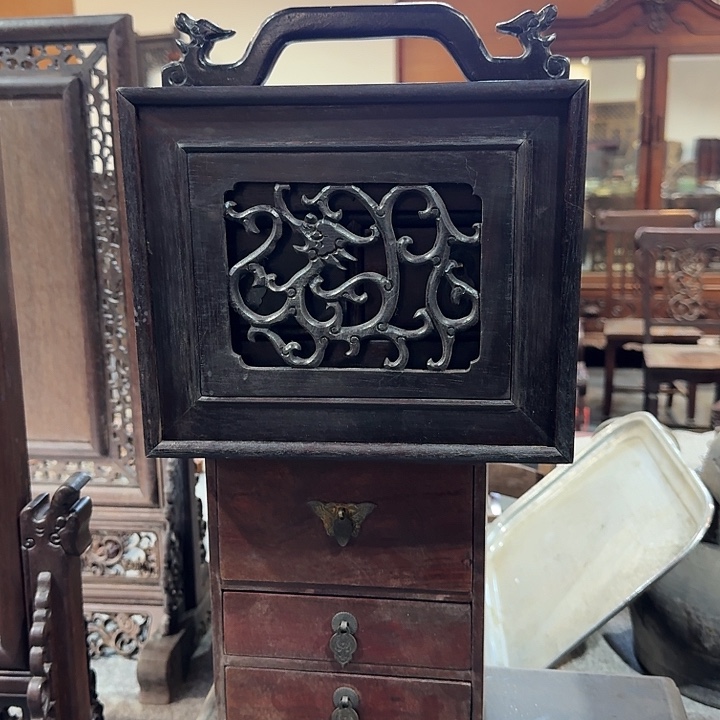 知***！铜铁合金类龙合龙合一个一个