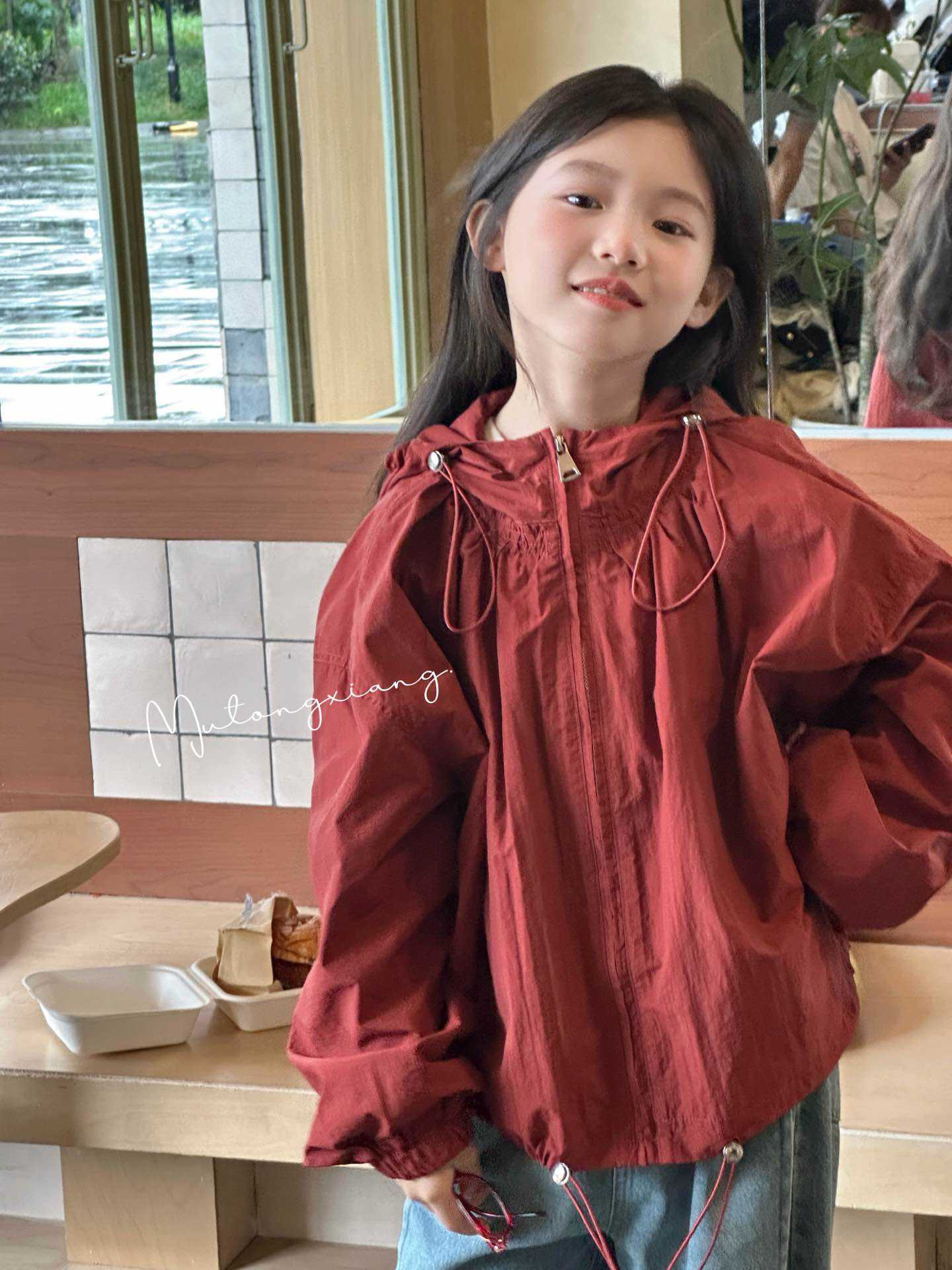 休闲风拉链秋季纯色连帽外套百搭洋气女童