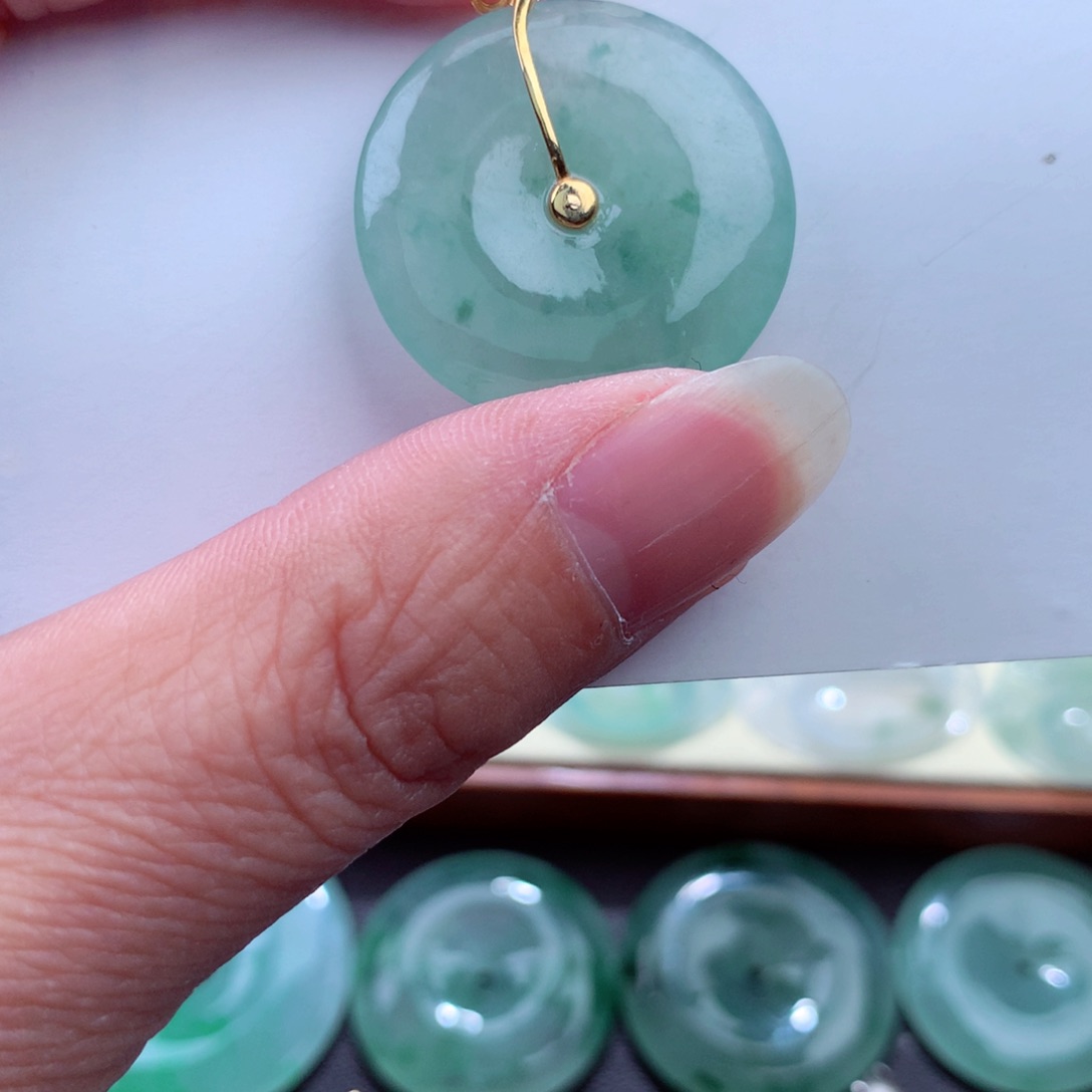 翡翠吊坠(不含链)18K金镶嵌常**r