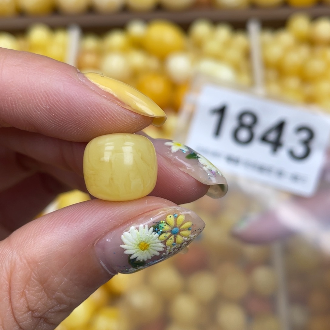 未镶嵌蜜蜡珠宝奇石12.4