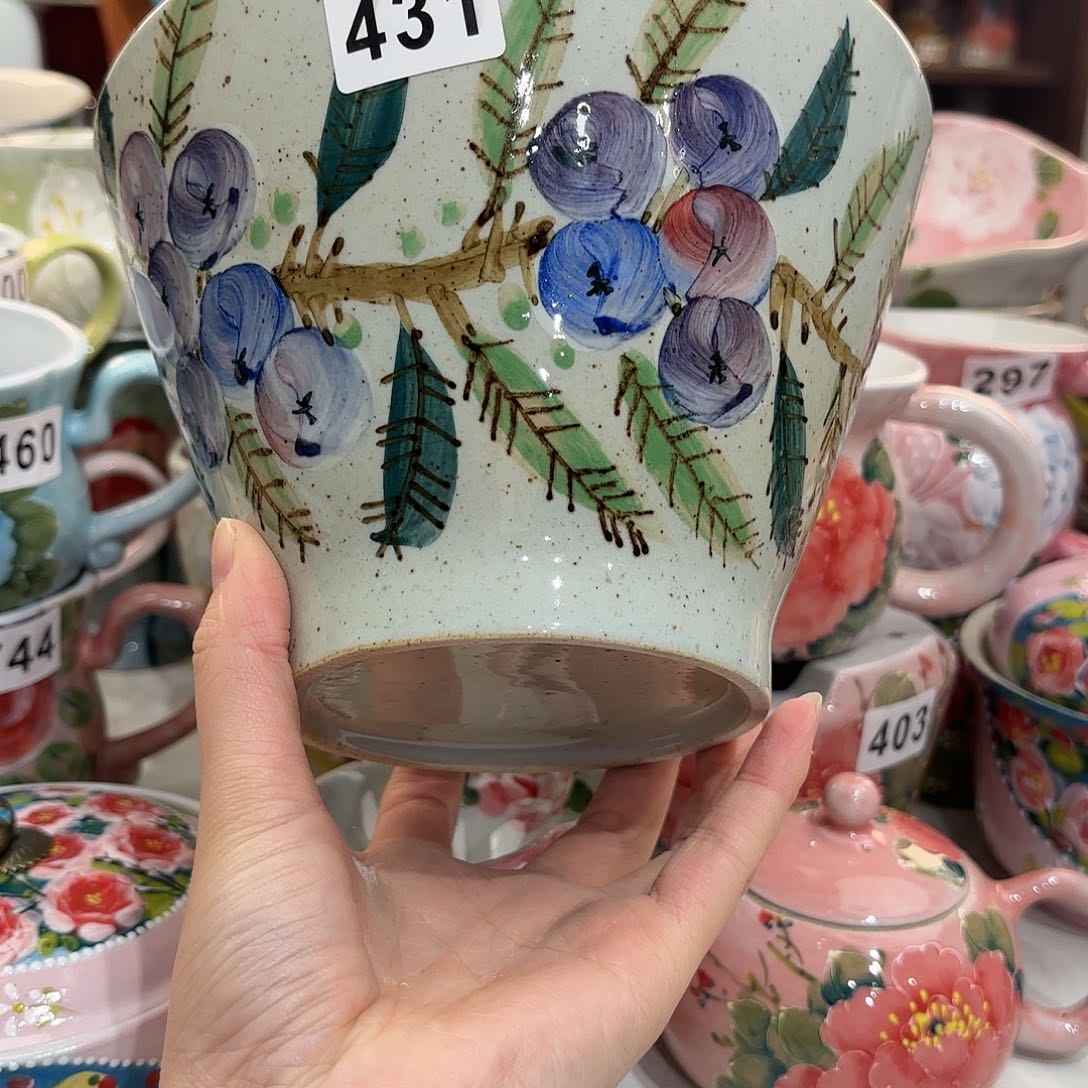 瓷片兔兔海笔的手