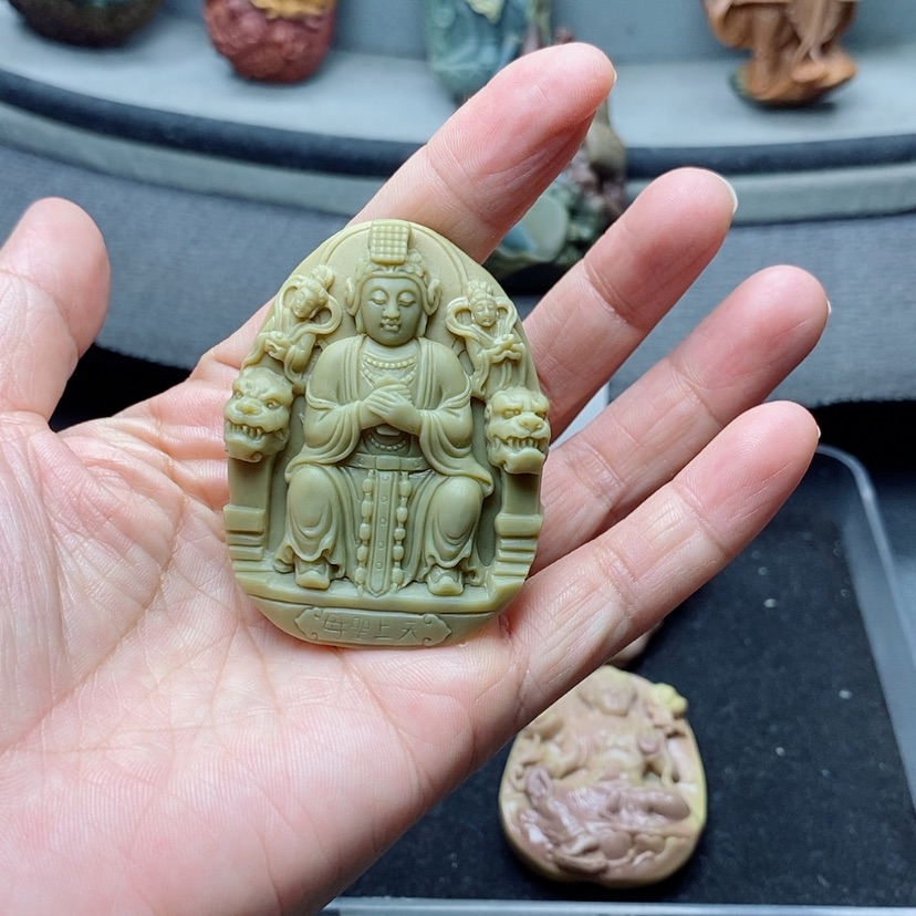 【闪购商品】定制石英质玉吊坠未镶嵌