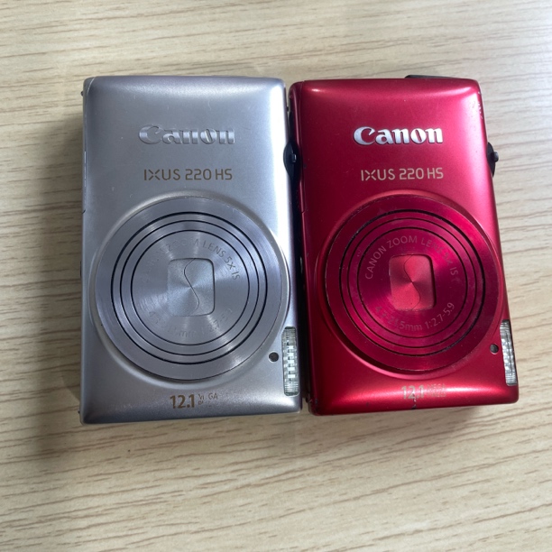 95新 Canon/佳能 佳能ixus220 出片冷白1210w像素no退换