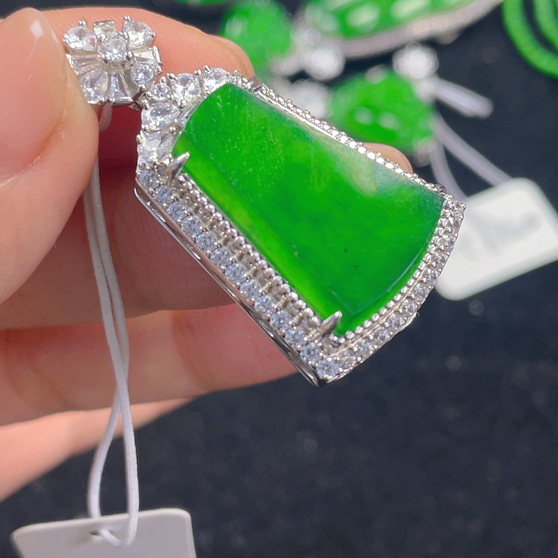 翡翠吊坠(不含链)银S925镶嵌