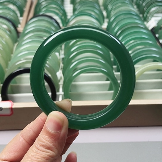 未镶嵌手镯东陵石青****光