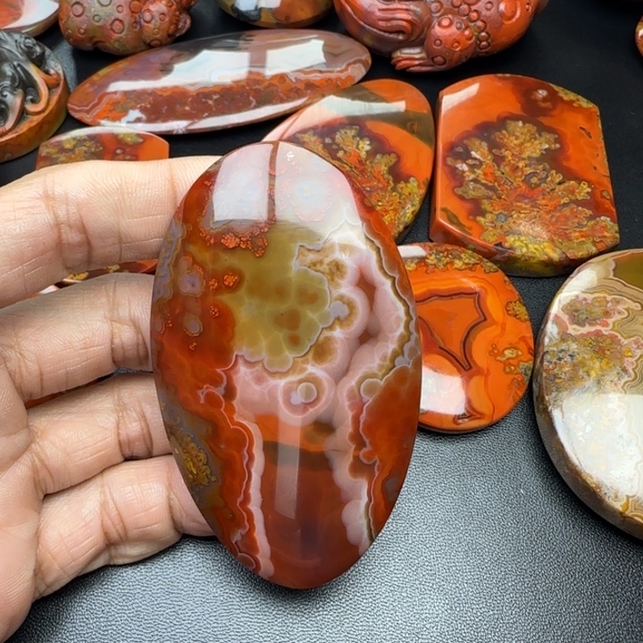 狼***怒玛瑙/玉髓未镶嵌原矿玛瑙项链牌子