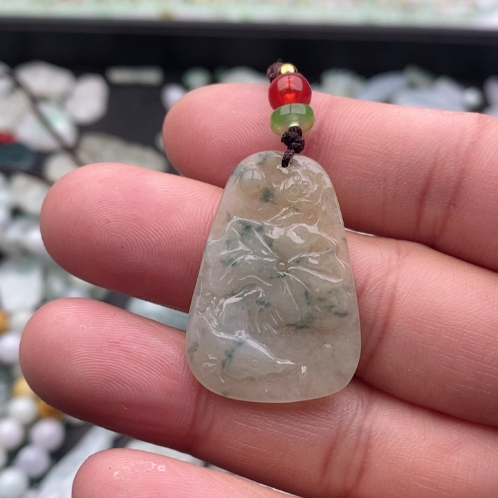 翡翠吊坠(不含链)未镶嵌