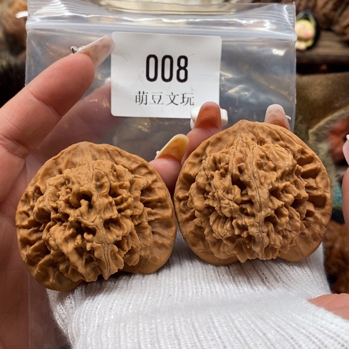 文玩核桃把件默认微瑕008盘龙纹49全品