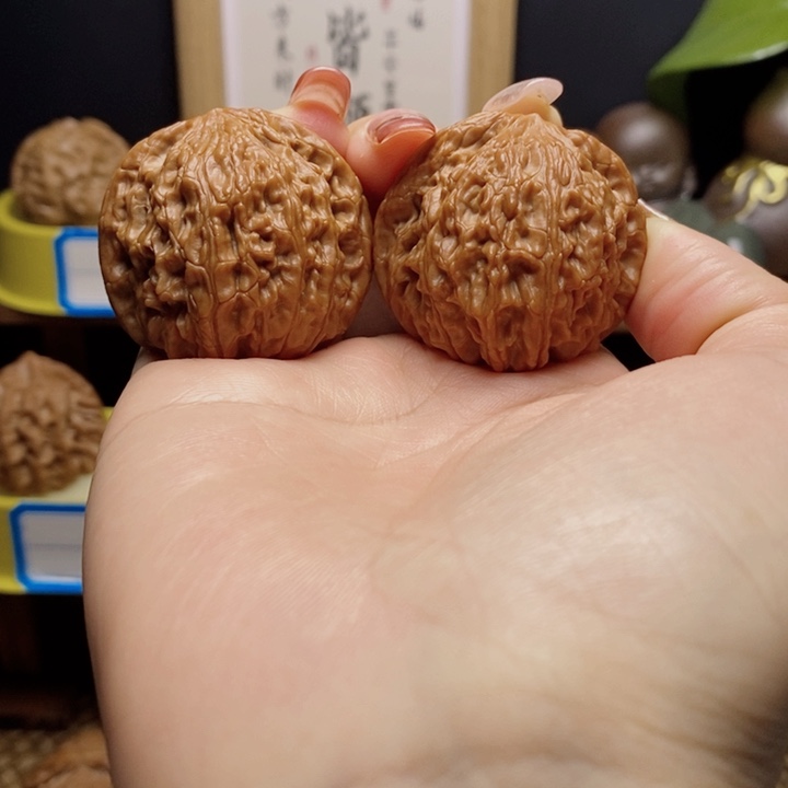 文玩核桃把件磨盘