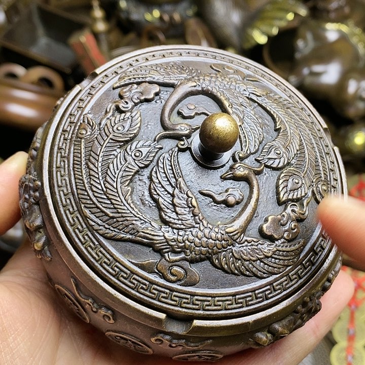 精美铜器，做工精致