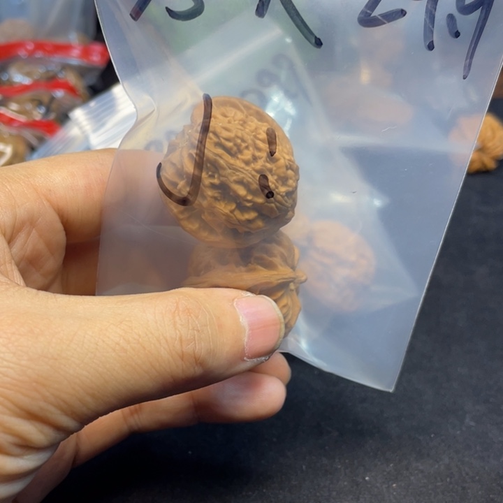 文玩核桃把件J宫灯