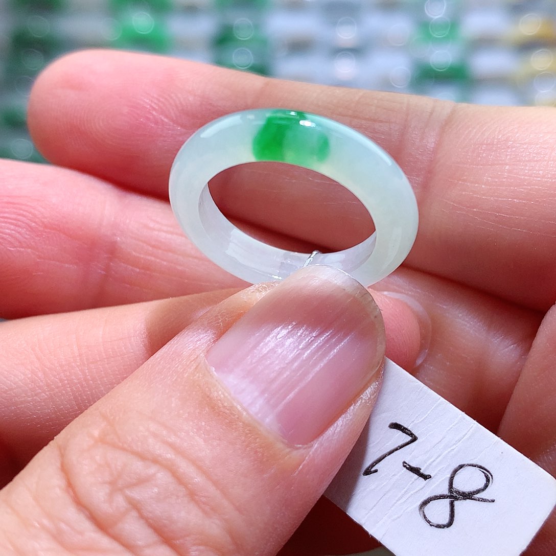 翡翠戒指未镶嵌7-8号