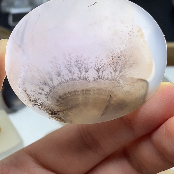 泽***玛瑙/玉髓未镶嵌颈饰