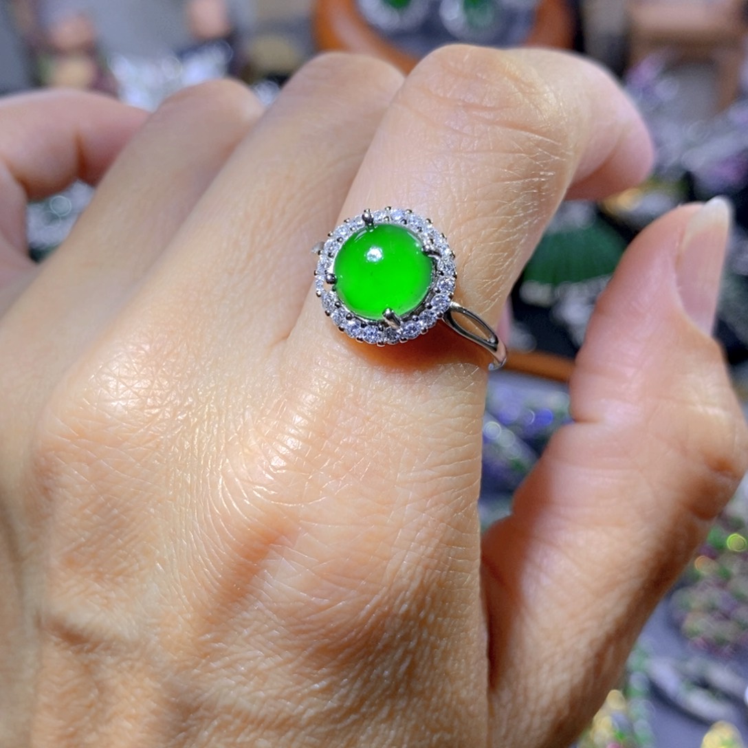 翡翠颈饰银S925镶嵌天然翡翠