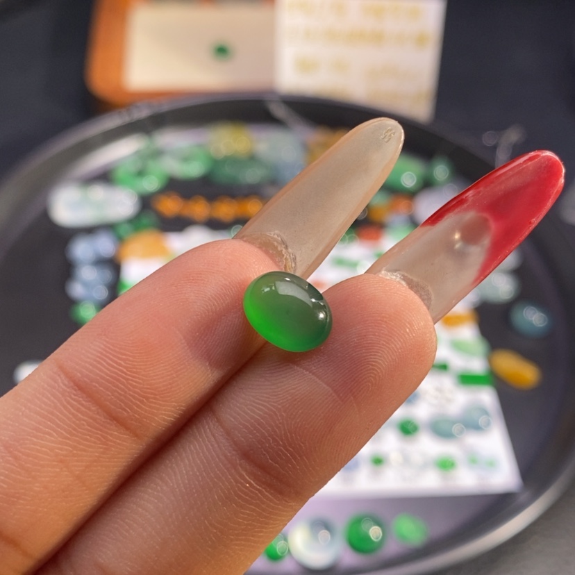 【闪购商品】翡翠挂件未镶嵌蛋