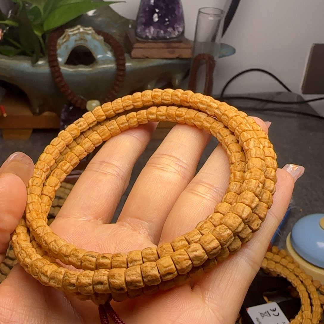 柏香籽/百香籽吊坠遇*