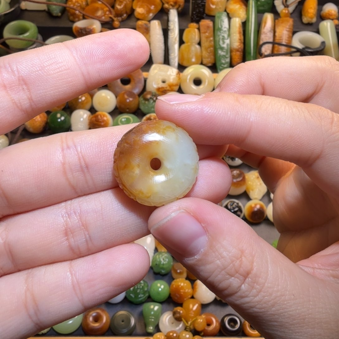 和田玉配饰未镶嵌