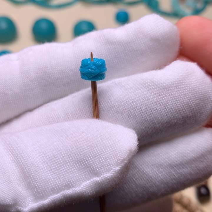 绿松石未镶嵌羽毛扣7.6泉***?