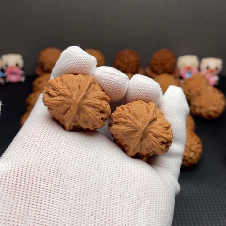 文玩核桃把件门头沟元宝34