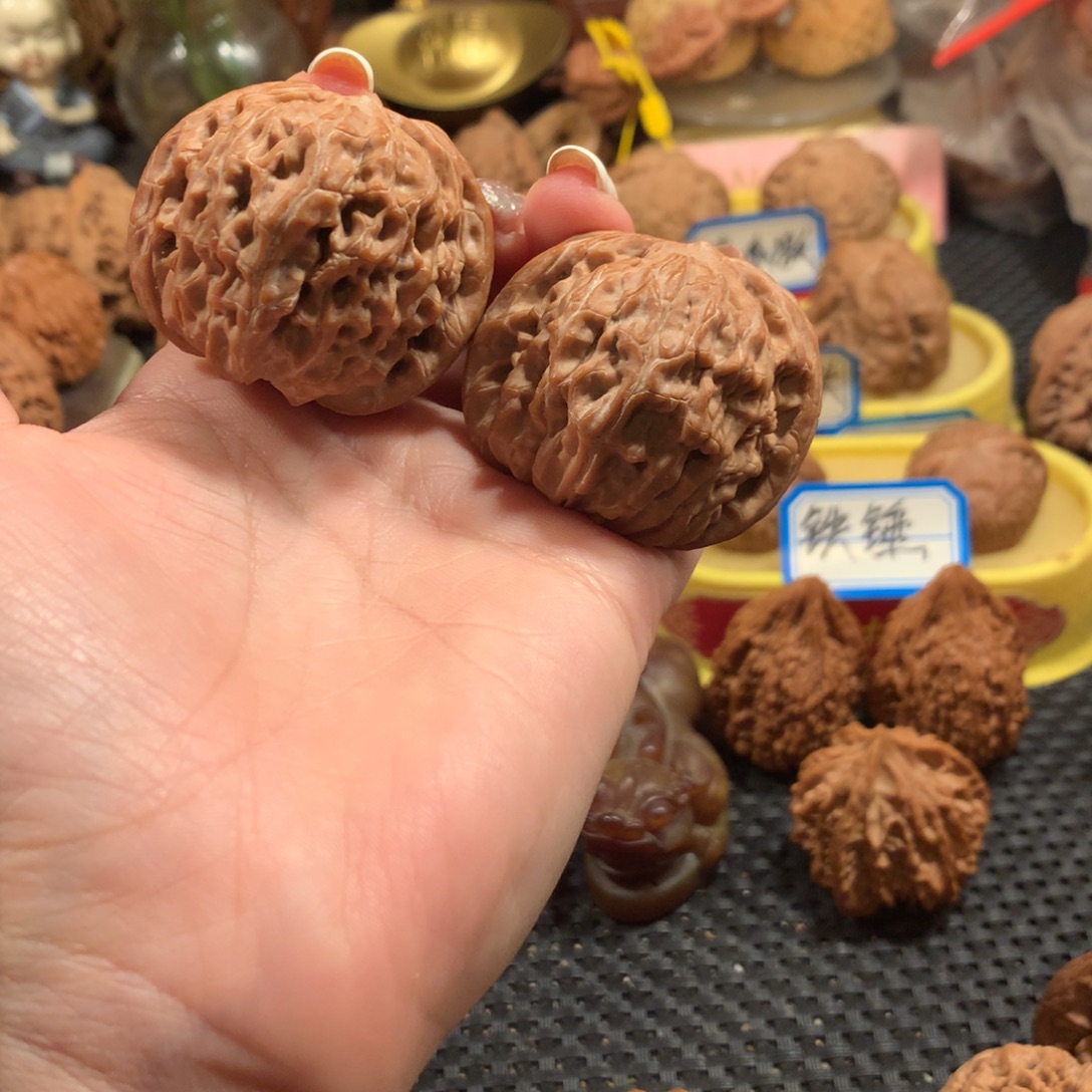 文玩核桃把件山地磨