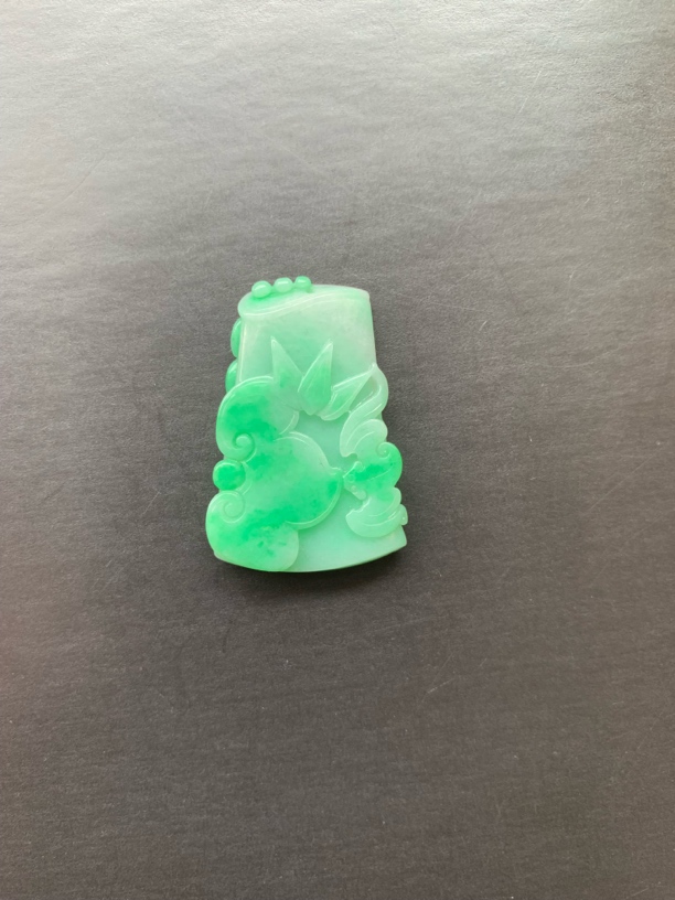 天然缅甸翡翠A货竹节吊坠满色阳绿健康事业爱情长久学业有成