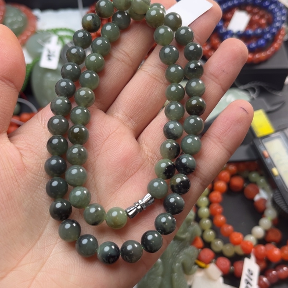 和田玉未镶嵌珠宝奇石