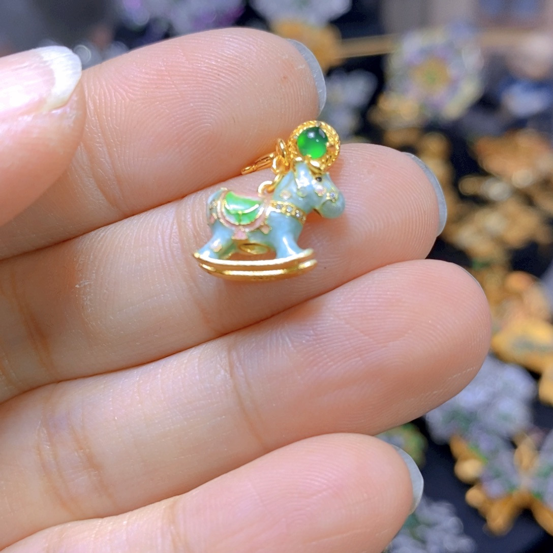 翡翠耳钉银S925镶嵌天然翡翠