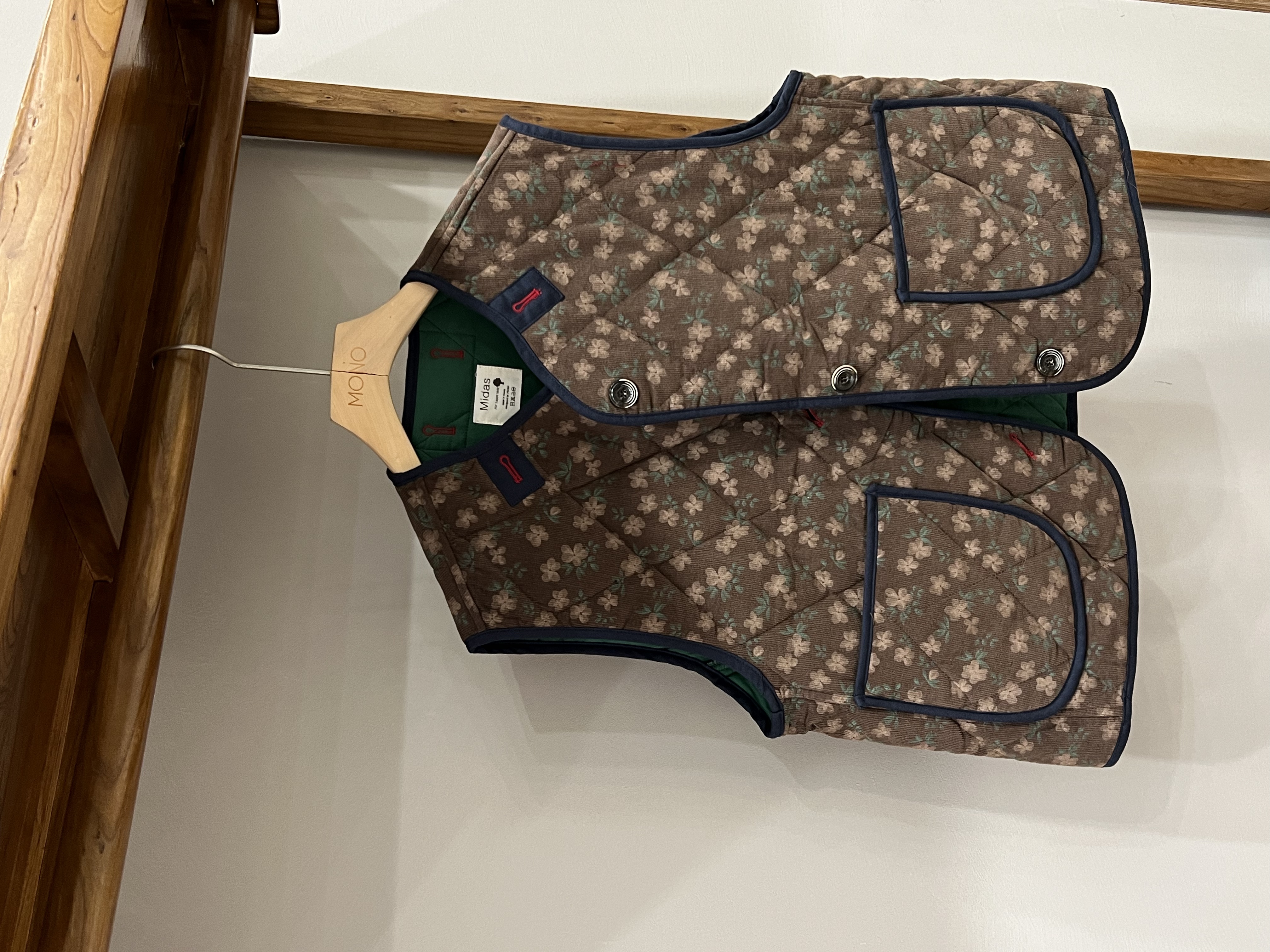  韩国正品/不支持退换/马荻斯/碎花马甲/1026/10/39