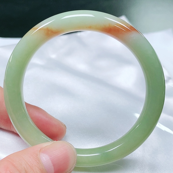 翡翠手镯（圆镯）未镶嵌翡翠手镯未手镯