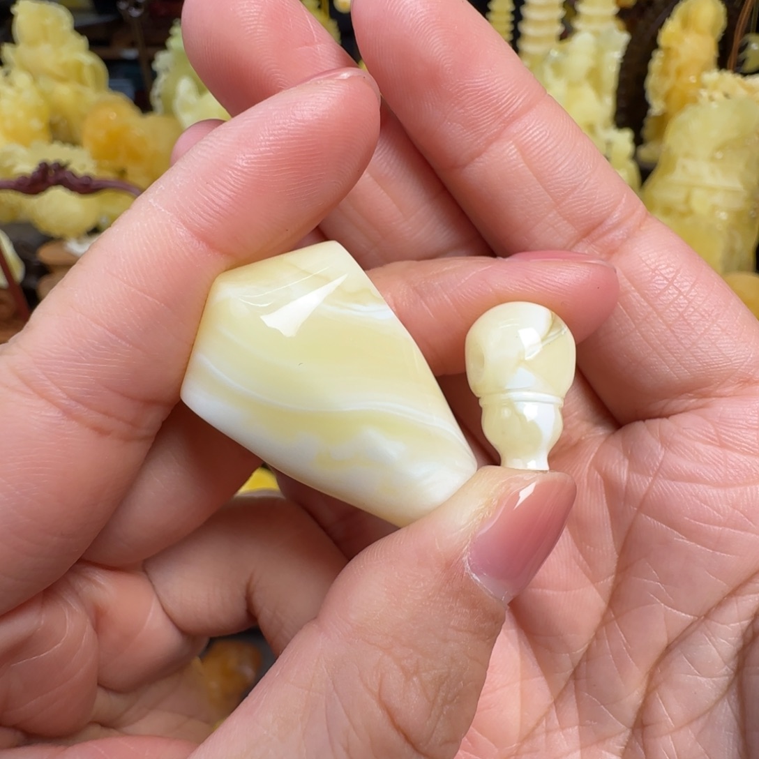 *****蜜蜡未镶嵌珠宝奇石