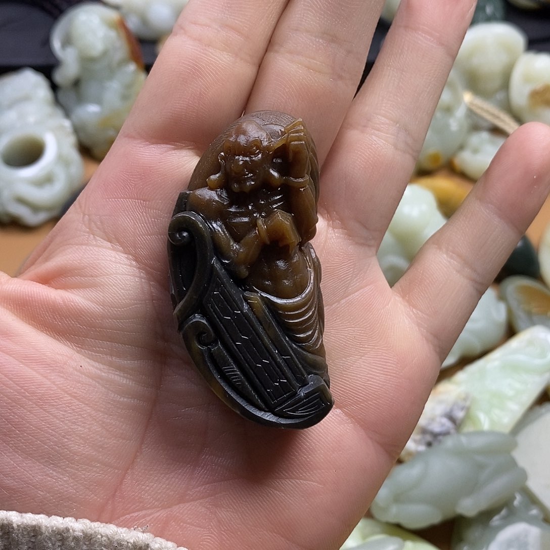 和田玉（糖玉）挂件未镶嵌快**爷