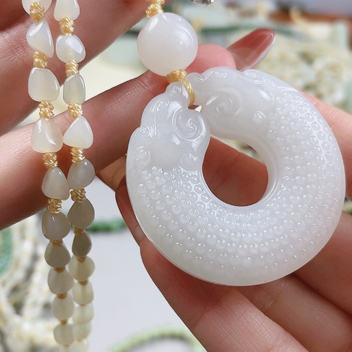 未镶嵌和田玉挂件