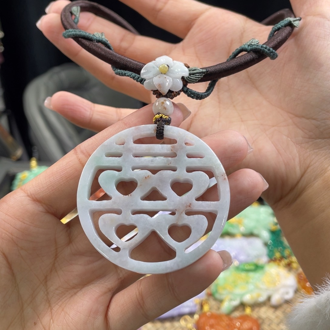 翡翠颈饰未镶嵌代编织