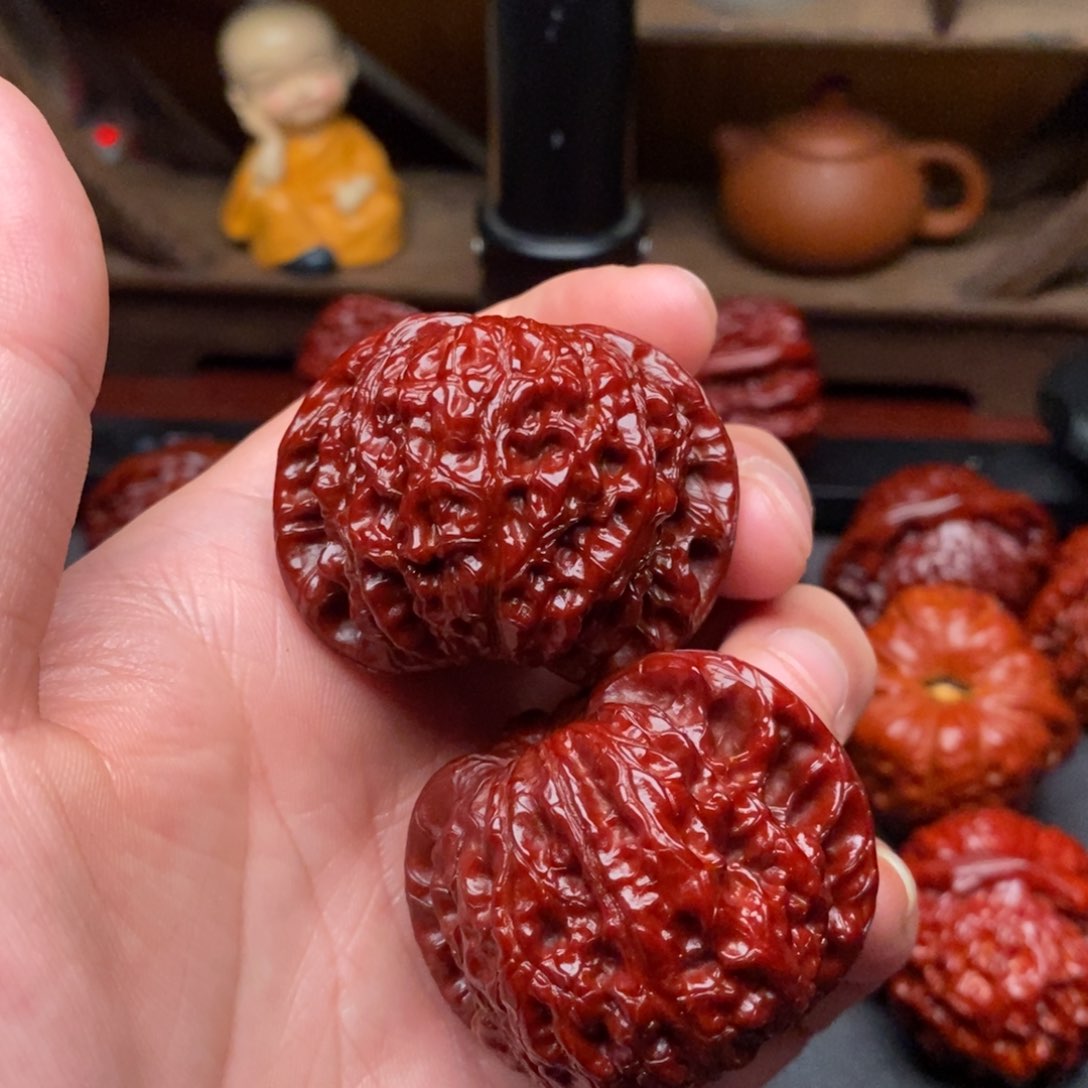 吊坠文玩核桃向****?44血麒麟