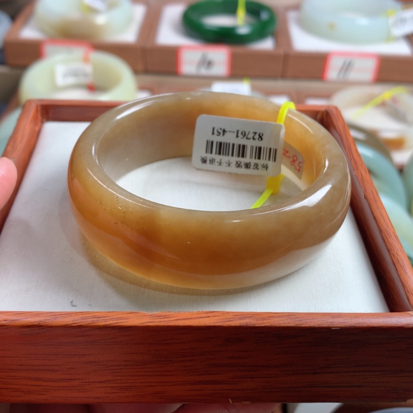 【闪购商品】和田玉手镯未镶嵌53