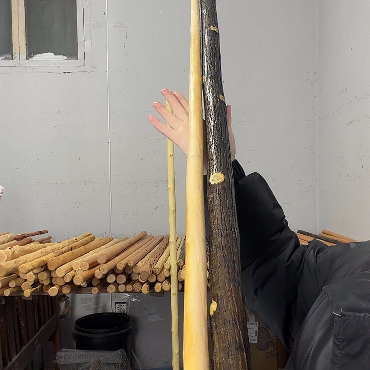 幸***哥秦岭石山黑铁腾红牛筋