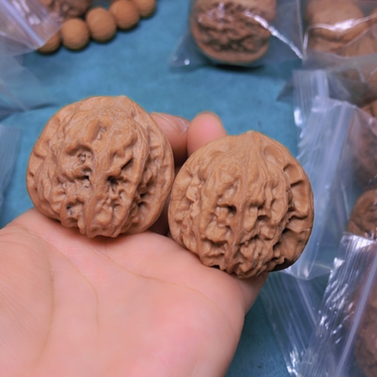 【闪购商品】把件核桃39靠山王修尖