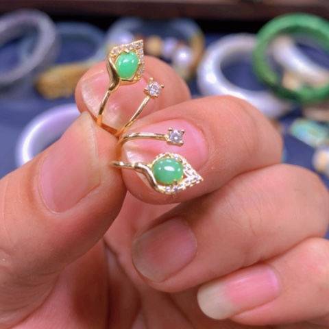 【闪购商品】翡翠手链未镶嵌翡翠