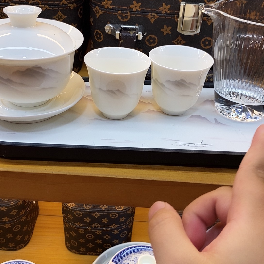 盖碗里的水煮开后
